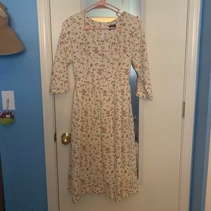Etsy ModaMarieClaire Linen Pink Floral Gathered Queen Anne Dress